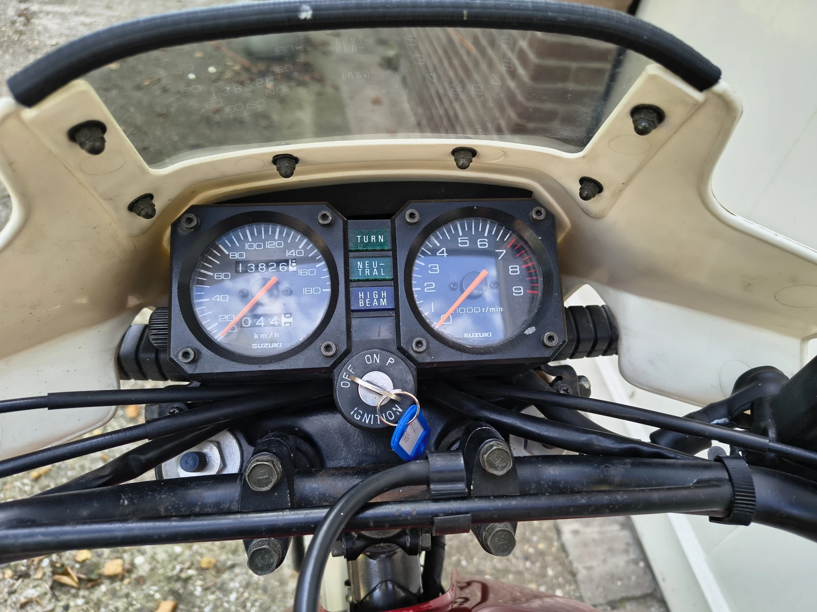 Suzuki DR650 Dakar 1990