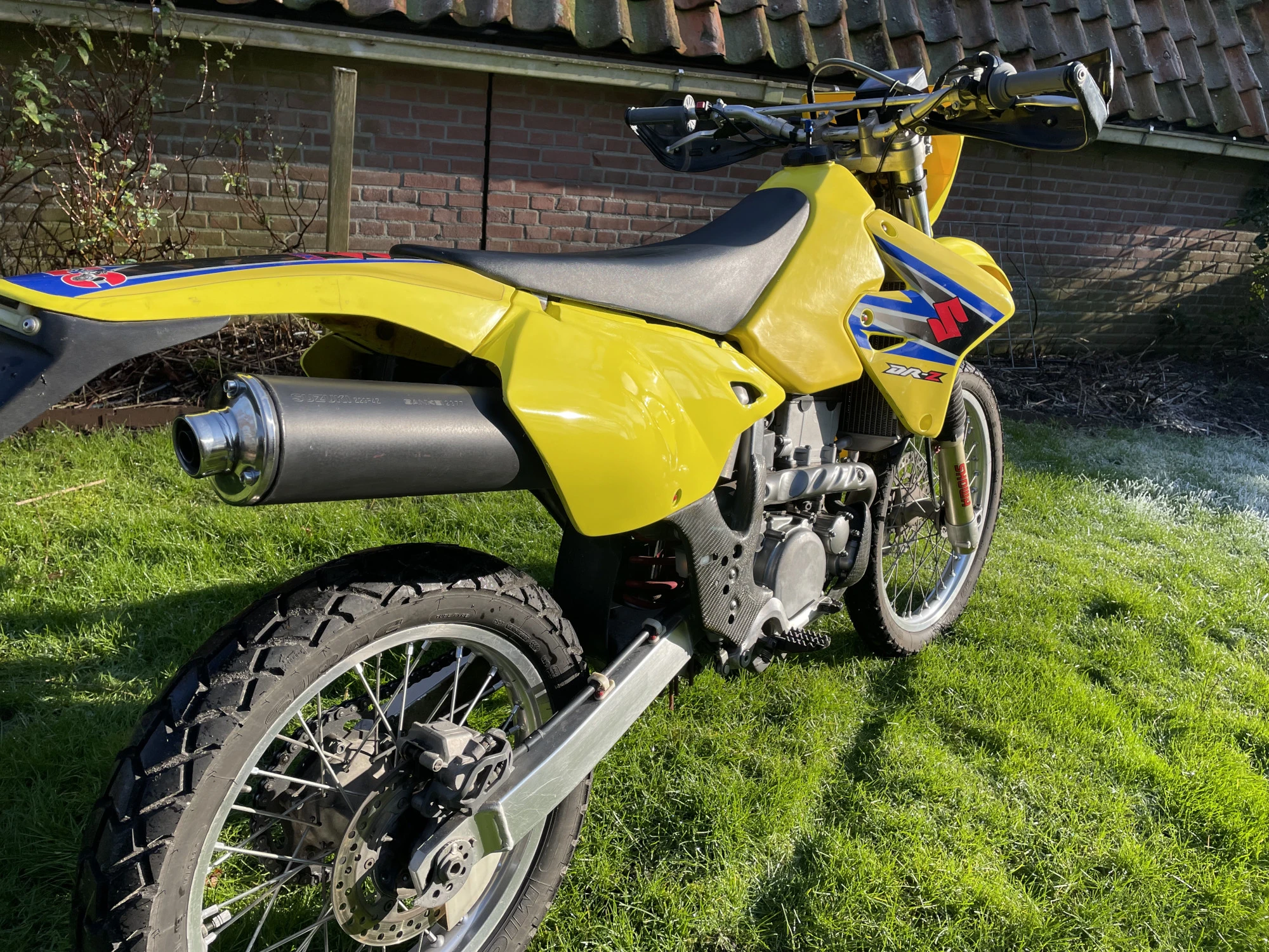 Suzuki DRZ400E