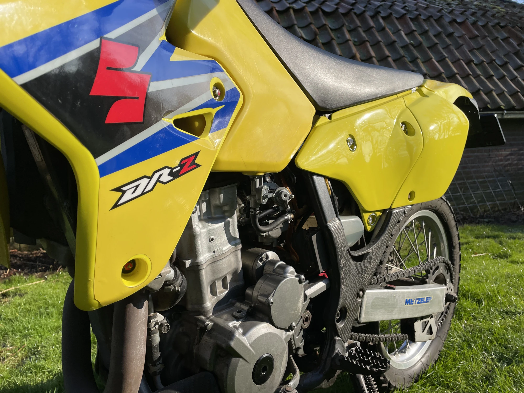 Suzuki DRZ400E