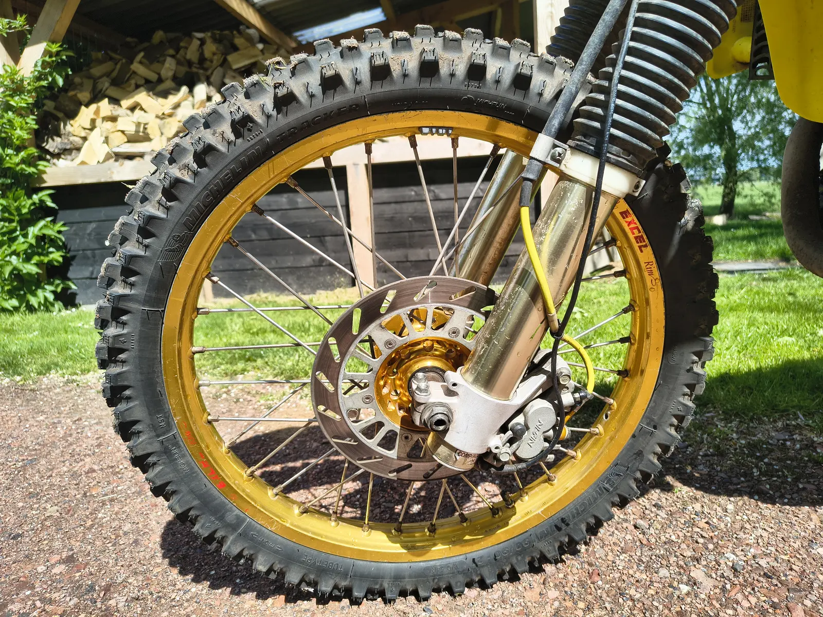 Suzuki DRZ400E