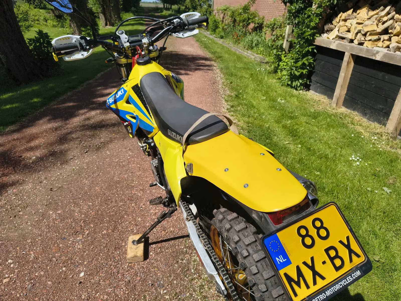 Suzuki DRZ400E