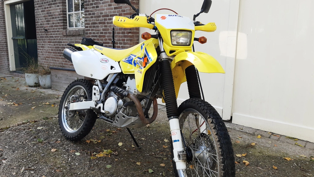 Suzuki DR400S