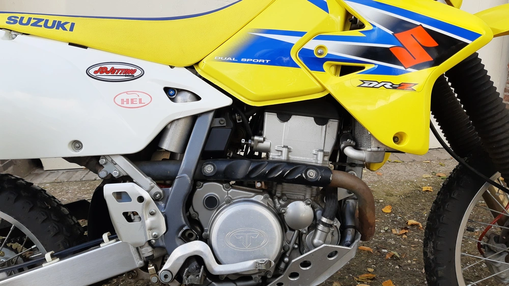 Suzuki DR400S