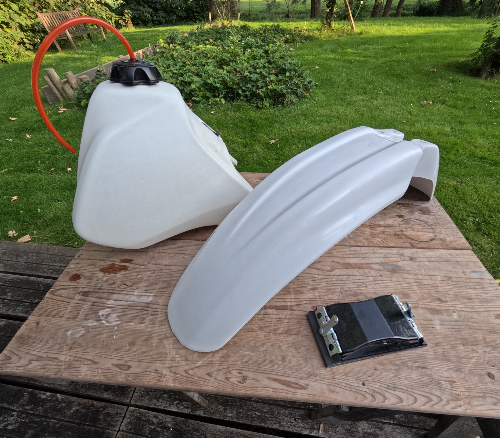 restoring xr400 tank