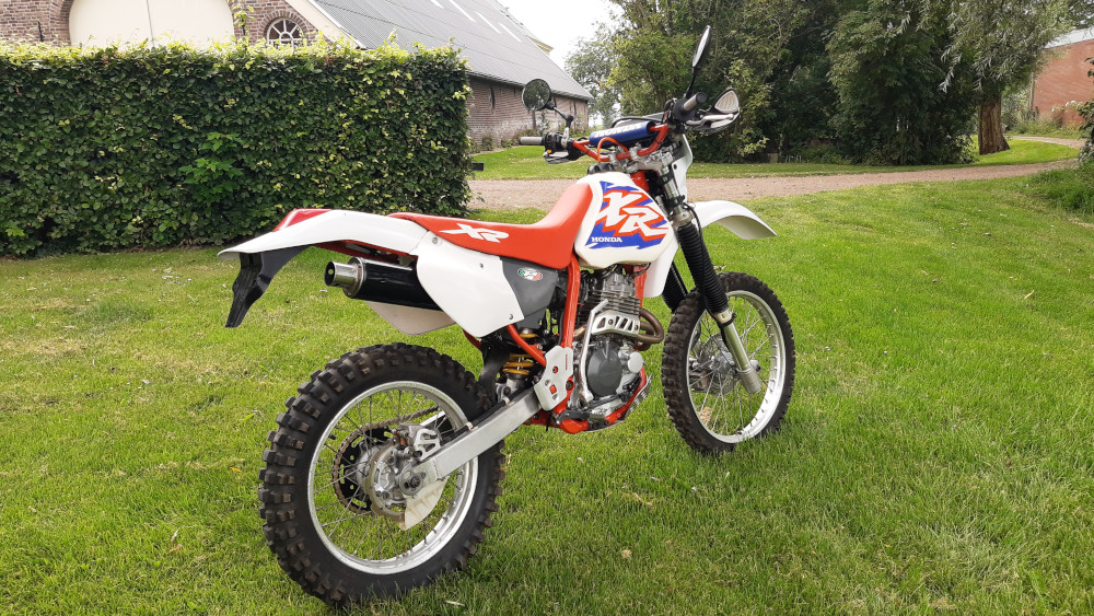 Honda XR400